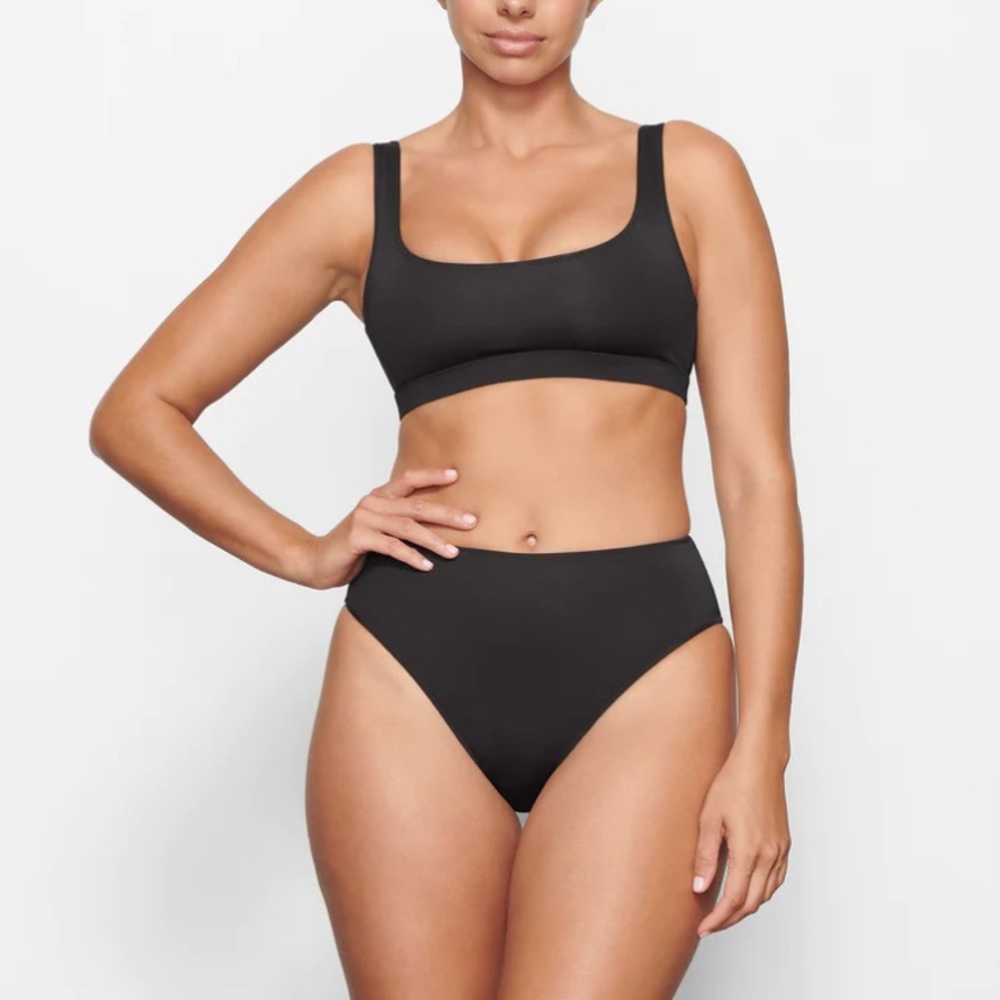 SKIMS swim top and bottom in Onyx S